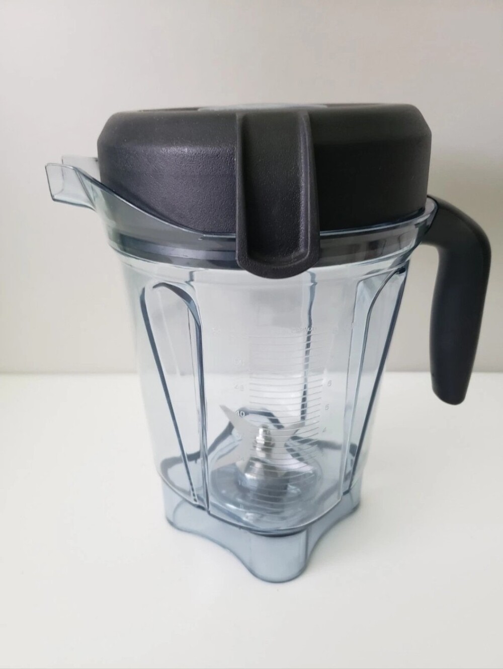 64oz Low-Profile Blender Pitcher Container Compatible with Vitamix 5200 750 750
